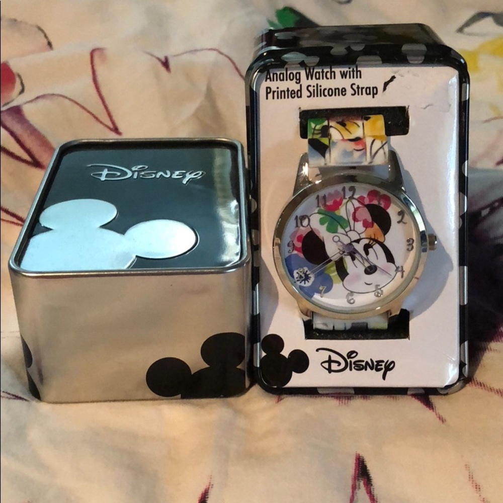 Minnie Mouse watch